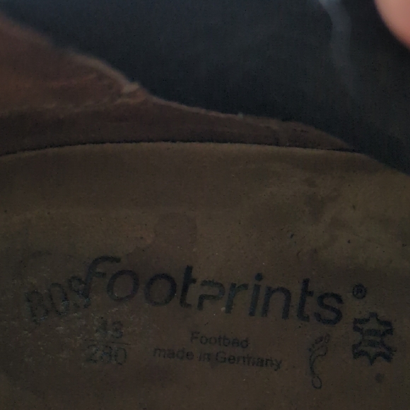 Birkenstock Brown Chukka Boots with Distressed Leather - Picture 5 of 6